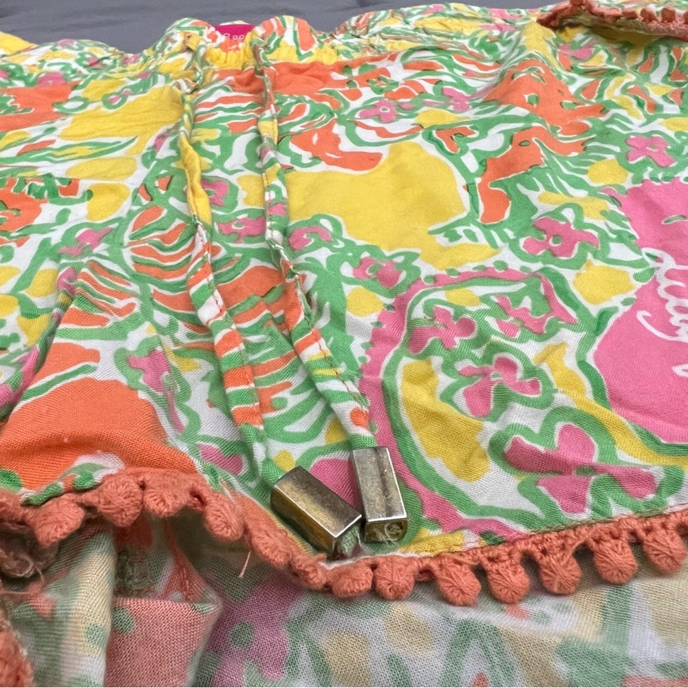 Lilly from Target Shorts - Picture 2 of 4